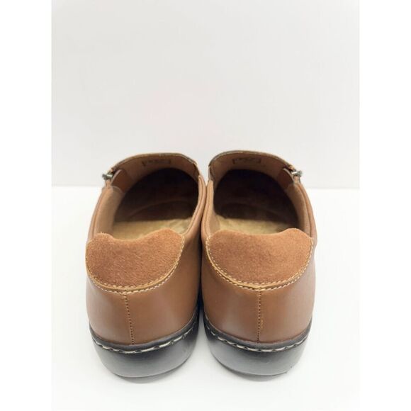Clarks Leather Slip On Comfort Shoes Size 11 Wide Brown Cora Harbor NEW - Picture 4 of 8